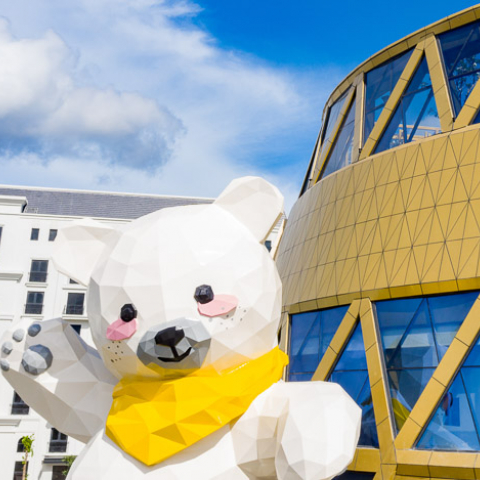 vietnam's first teddy bear museum